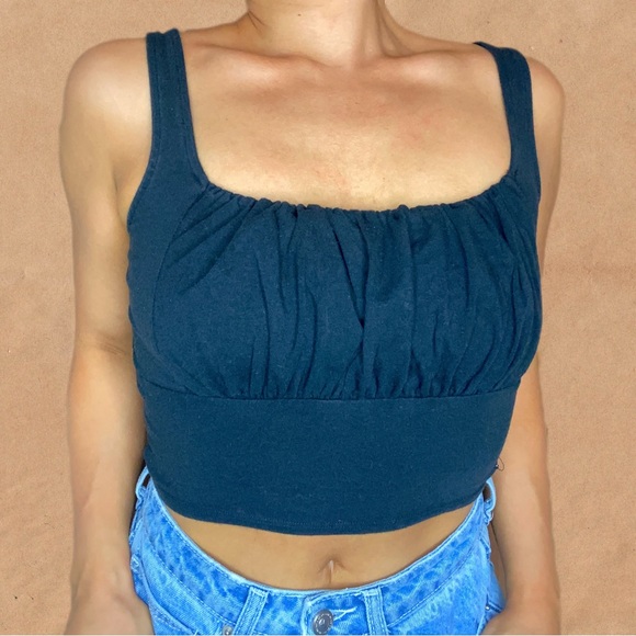 HOLLISTER Ruched Crop Top - Picture 2 of 2